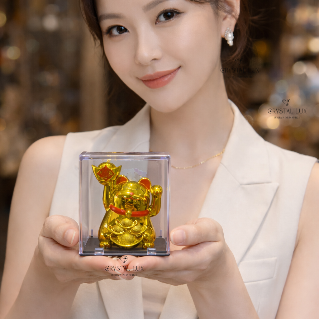 Feng Shui Lucky Cat Maneki Neko Gold Statue – Money Luck & Prosperity Symbol